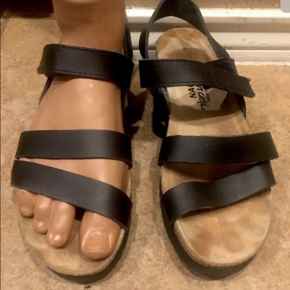NAOT Sandals in EXCELLENT condition.  They are like a size 7 fit.